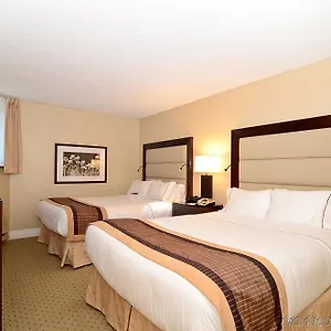 Hotel At Bay