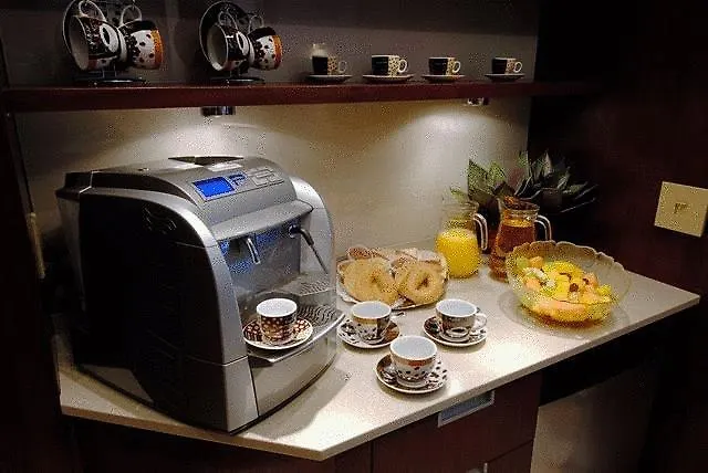 Bostonian Executive Suites Ottawa Hotel